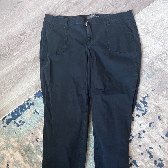 Torrid Size 20 Black joggers - Picture 1 of 3